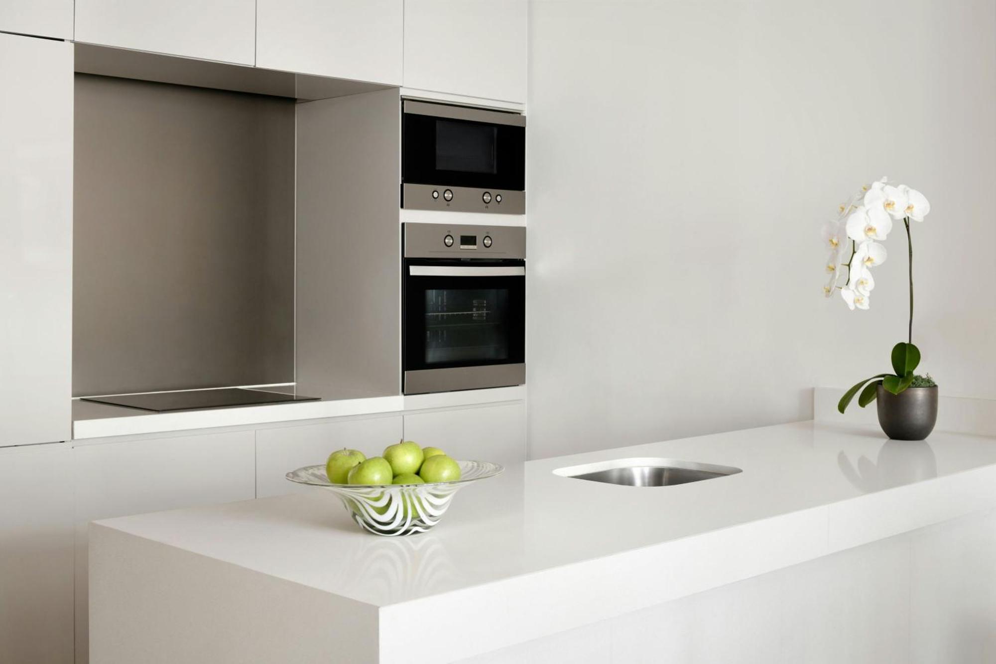 La Ville Hotel & Suites City Walk Dubai, Autograph Collection Exteriör bild A modern kitchen
