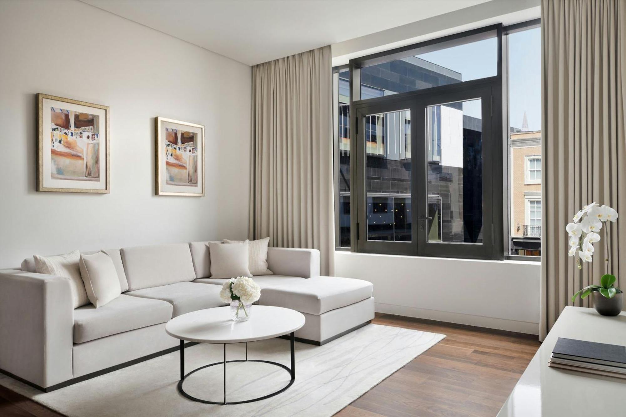 La Ville Hotel & Suites City Walk Dubai, Autograph Collection Exteriör bild The living room of a typical apartment